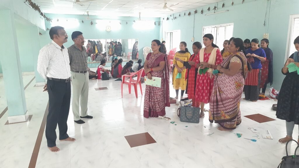 సేవా సమితి శిక్షణ తరగతులను సద్వినియోగం చేసుకోవాలి