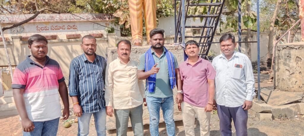 జ్యోతిరావు పులే విగ్రహం పై ధాడి చేసిన దుండగులను వెంటనే అరెస్ట్ చేసి శిక్షించాలి