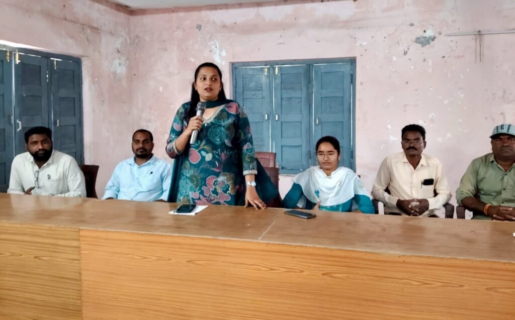 గ్రామాభివృద్ధికి చట్టపరమైన అవగాహన కీలకం – కమాన్‌పూర్‌లో నూతన ప్రజాప్రతినిధులకు శిక్షణ