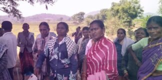 పాలితం శివారులో ఉద్రిక్తత – మట్టితవ్వకాలపై మండి పడ్డ ప్రజలు