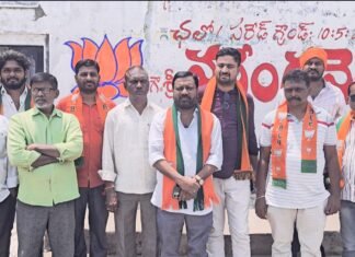 మోడీ సభ విజయవంతానికి బీజేపీ శ్రేణుల విస్తృత ప్రచారం