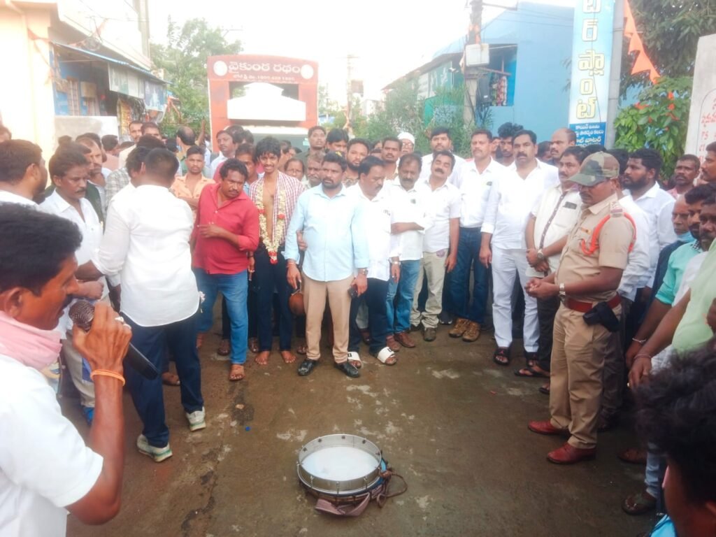 అడుప మహేష్ మృతితో “ఏనుమాములలో విషాదం”