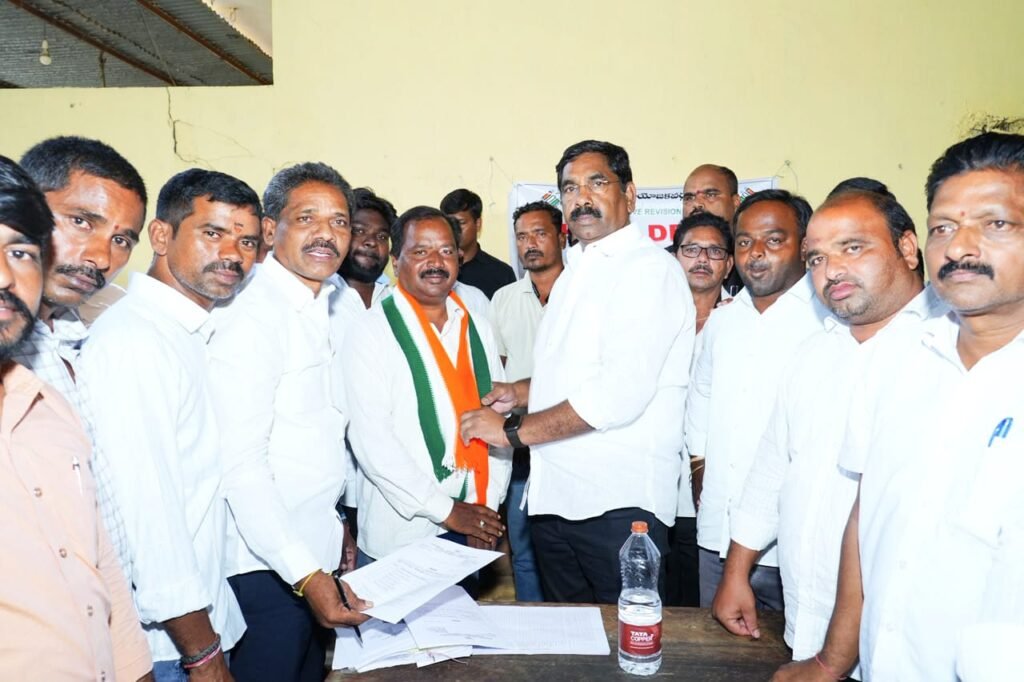 *కాంగ్రెస్‌ను బలోపేతం చేయడమే లక్ష్యం*