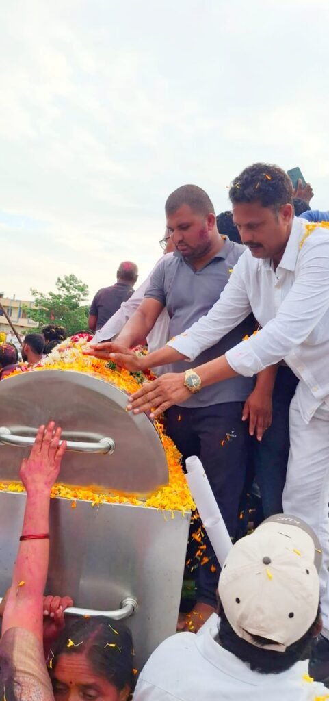 పెద్ది సుదర్శన్ రెడ్డికి అడ్వకేట్ గంధంశివ “అశ్రునివాళి”