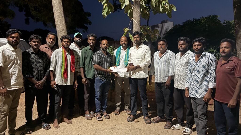 శివాజీ విగ్రహం కోసం మర్రి మహేష్ రెడ్డి రూ.25 వేల విరాళం