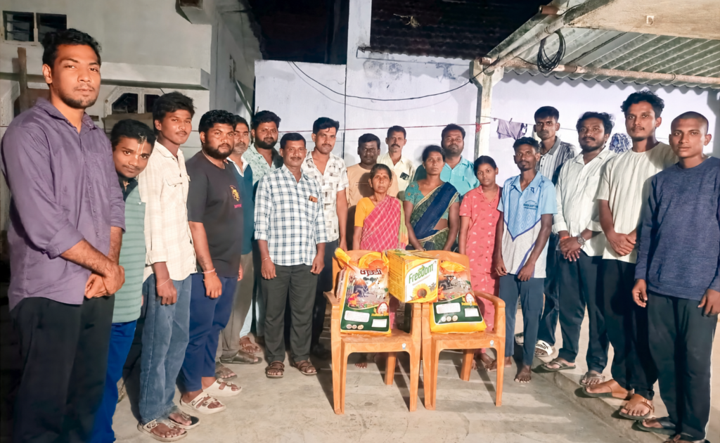 మారుతి కుటుంబానికి అండగా సుభాష్‌నగర్‌ యూత్‌